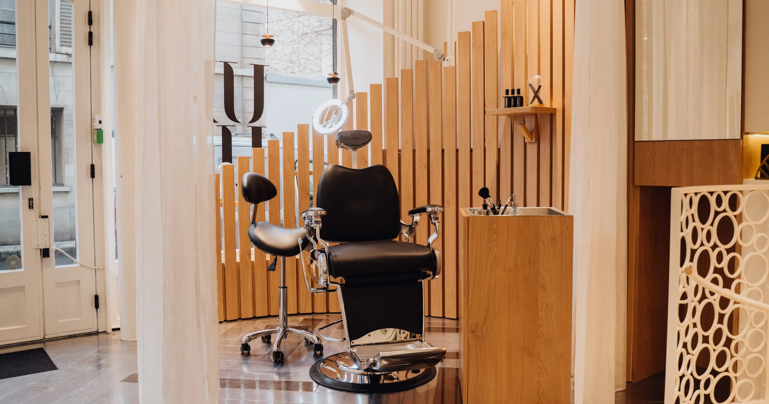 Un Jour, Un Regard Paris