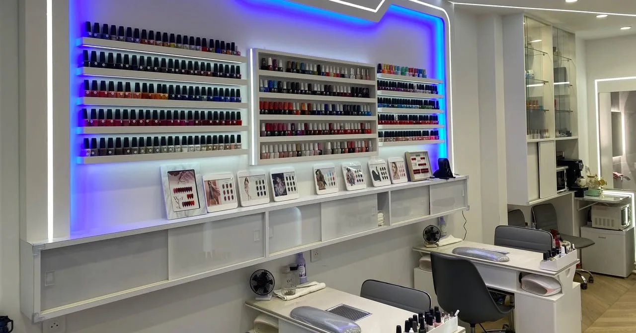 Marchandes de couleurs