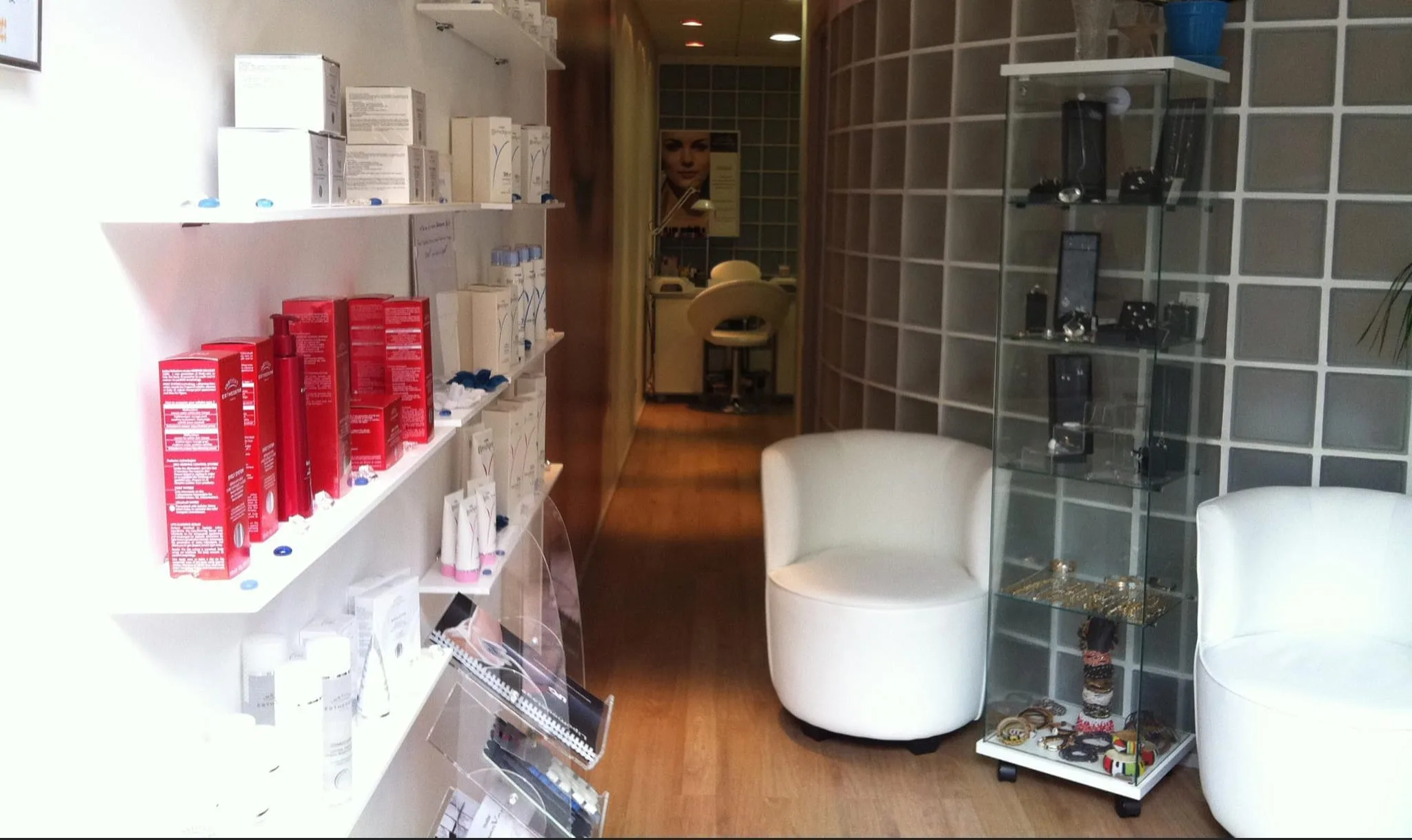 Saphir Esthetique & Coiffure