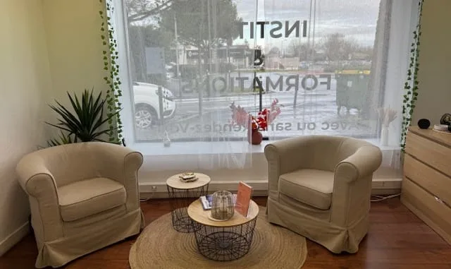 Coup’Ongles & Hasnae Beauty