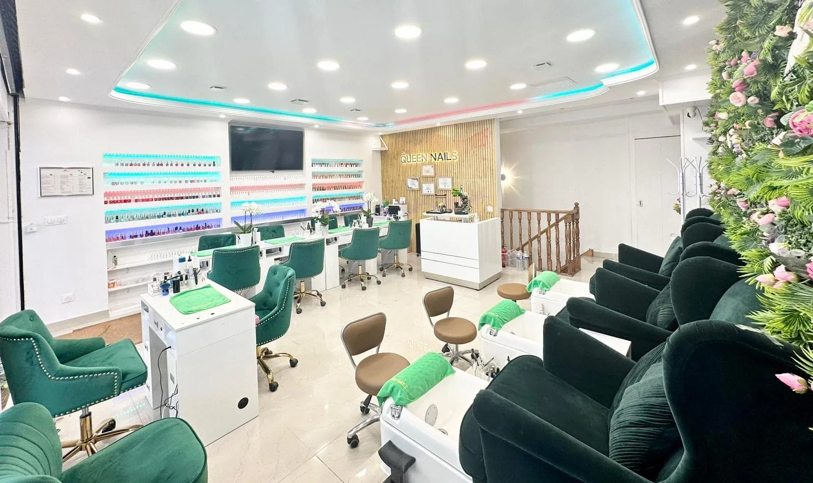 Queen Nails Rue Charles de Gaulle