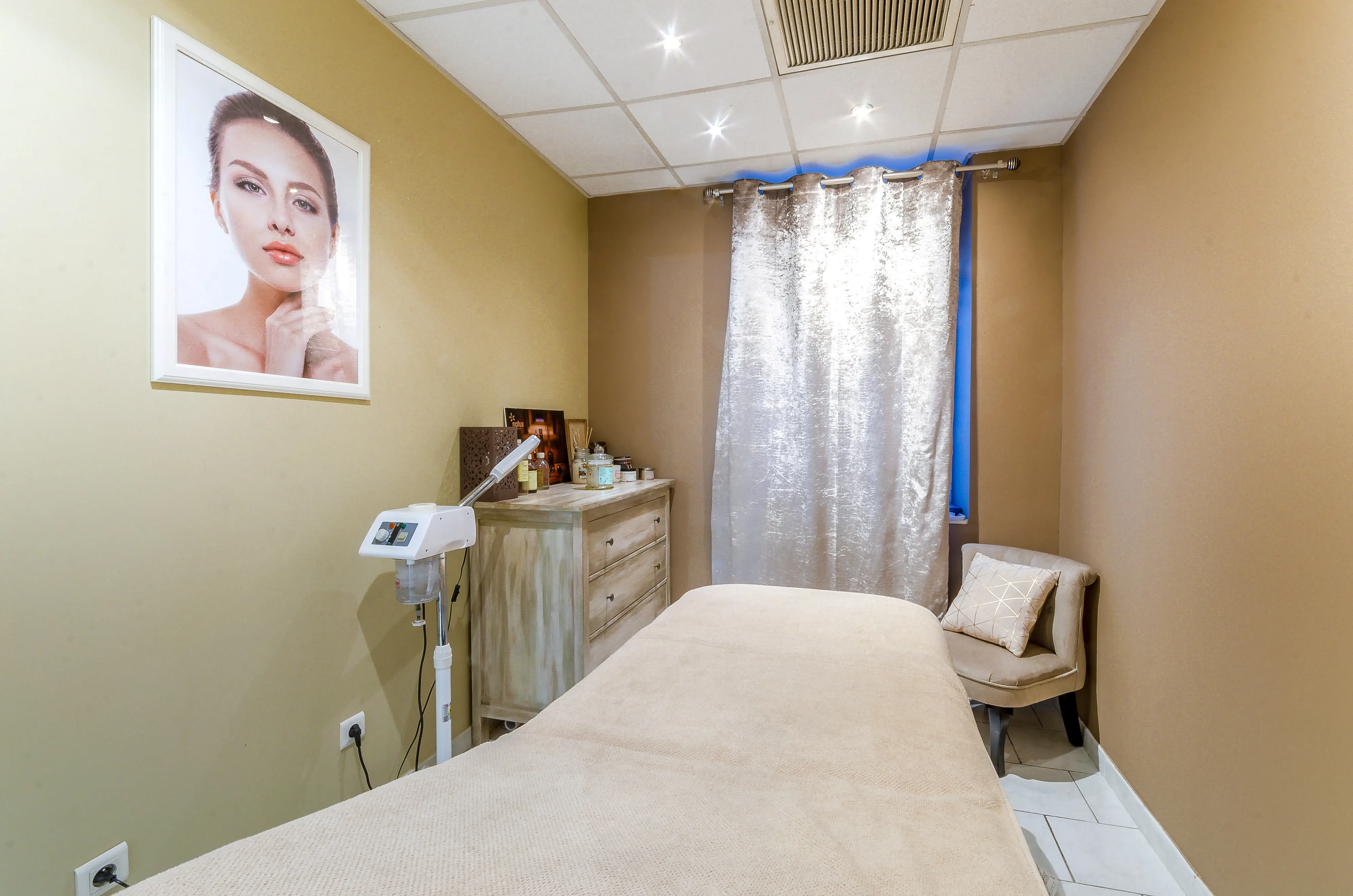 Le Lounge Makeup et Beauté