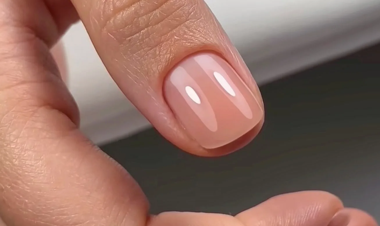 SM Nails Studio - Manucure Russe