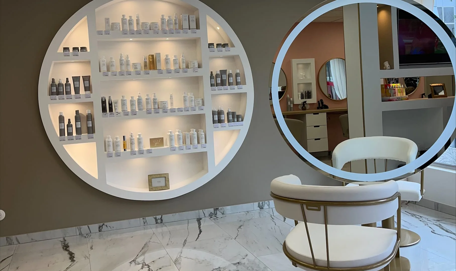 Les doigts d'or d'Élodie & Oya Esthétique