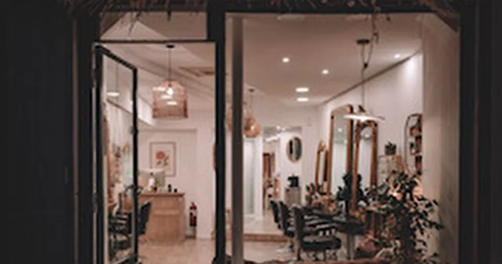 Sharlene le Salon