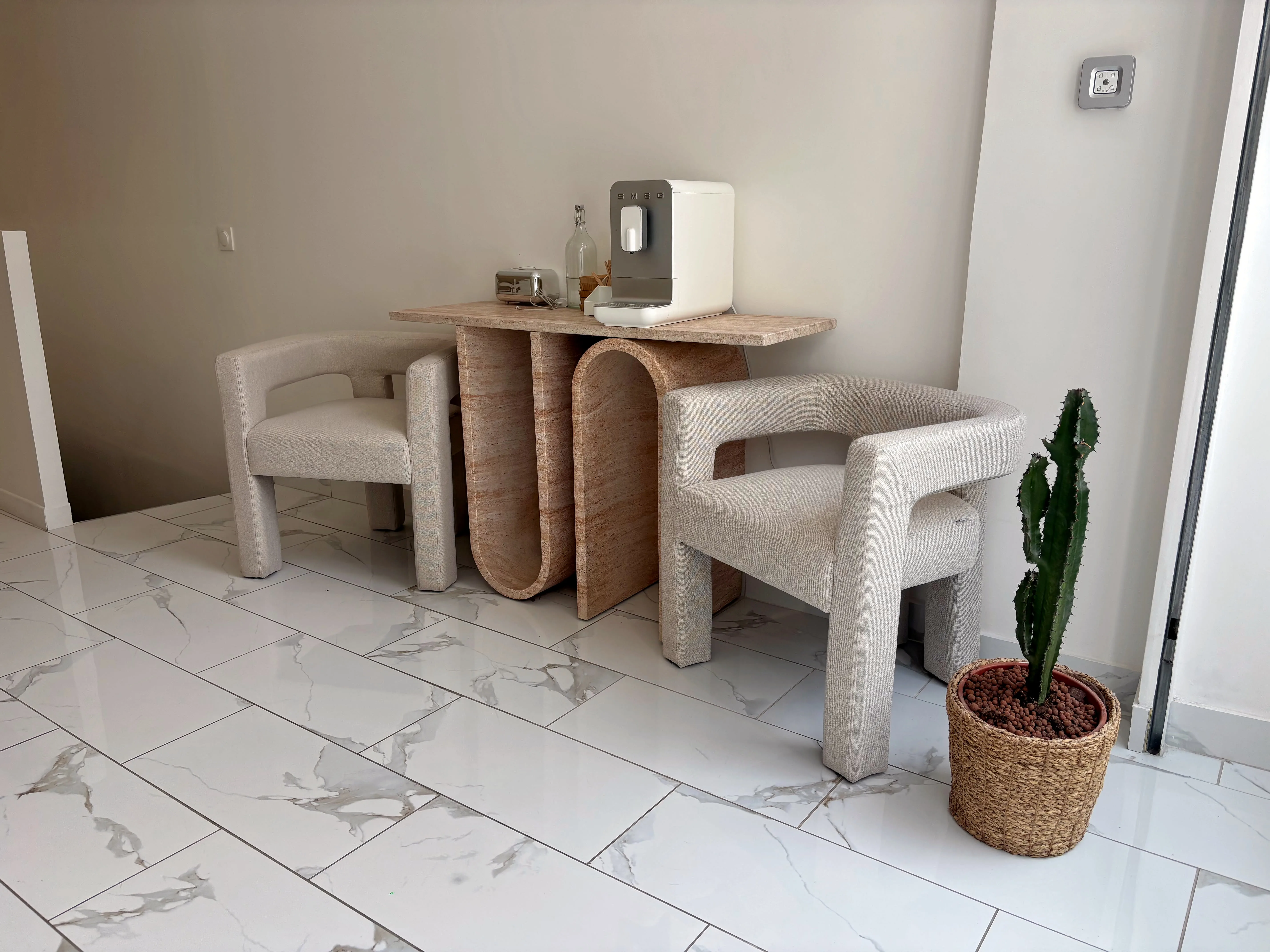 Naj Paris - Manucure russe