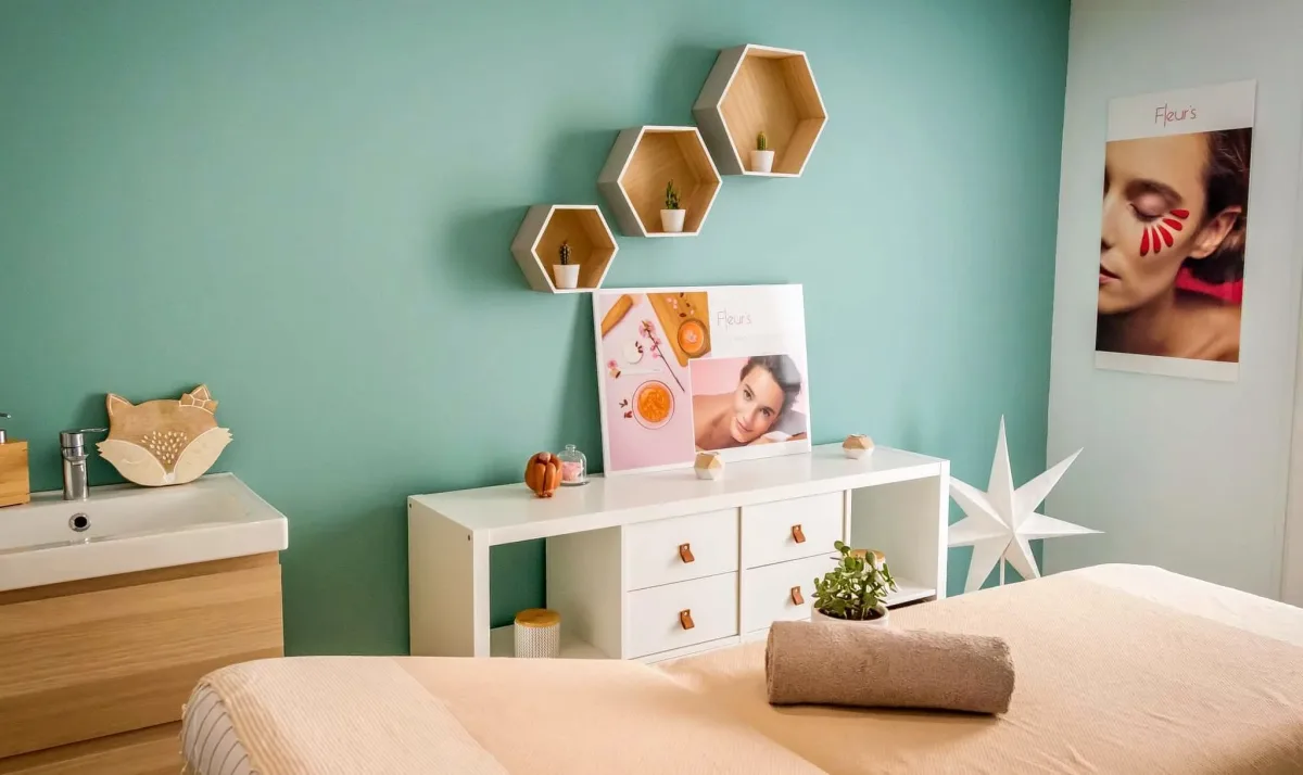 Mademoiselle Enaelle